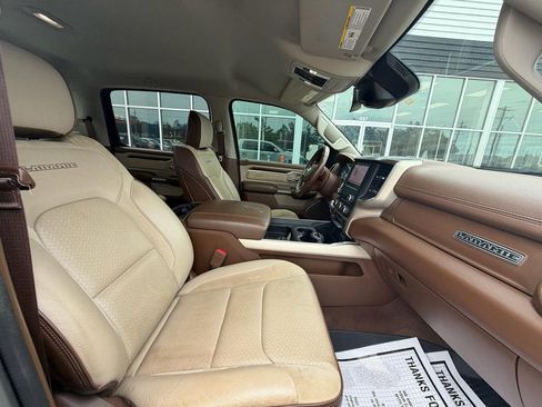 Used 2022 RAM 1500 Laramie AWD/4WD image 14