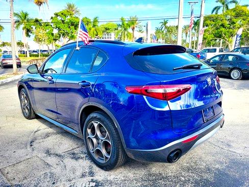 Used 2022 Alfa Romeo Stelvio Ti AWD/4WD image 5