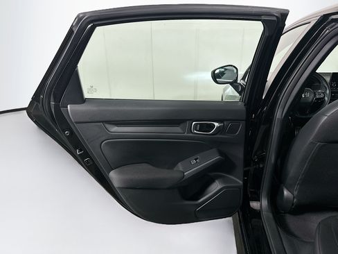 Used 2025 Honda Civic Sport image 25