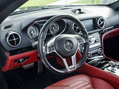 Used 2016 Mercedes-Benz SL 550 image 29