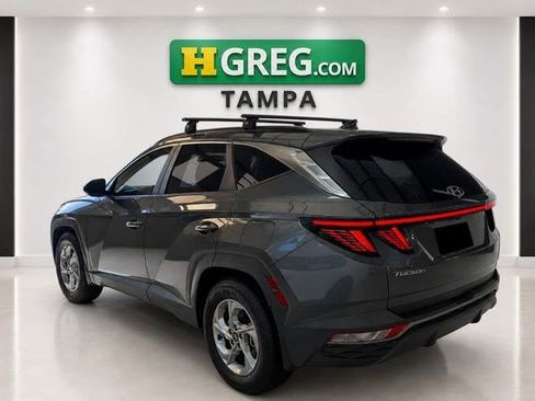Used 2022 Hyundai Tucson SEL FWD image 2