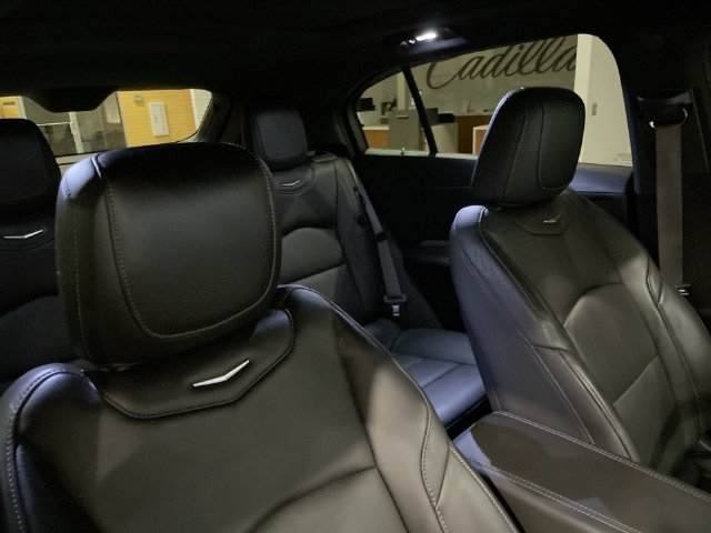 Used 2019 Cadillac XT4 Premium Luxury w/ Enhanced Visibility Package AWD/4WD image 20