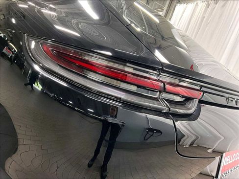 Used 2019 Porsche Panamera GTS image 33