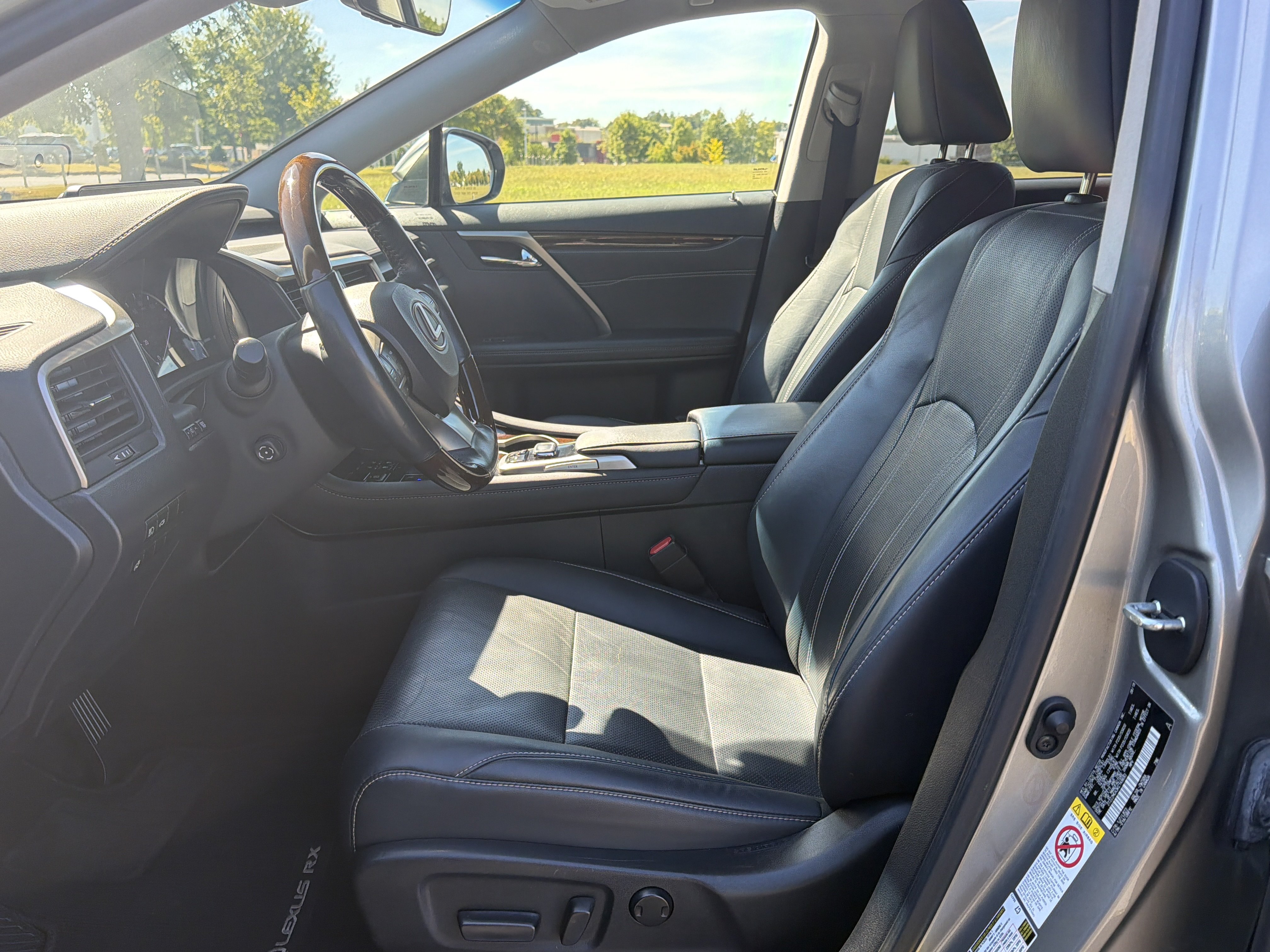 Used 2019 Lexus RX 350 FWD w/ Navigation Package image 24