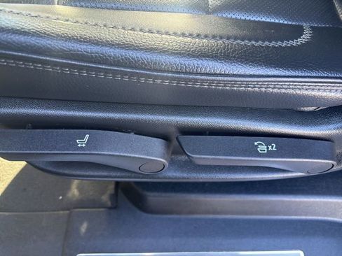 Used 2024 GMC Yukon XL Denali image 21