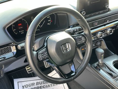 Used 2025 Honda Civic Sport image 30