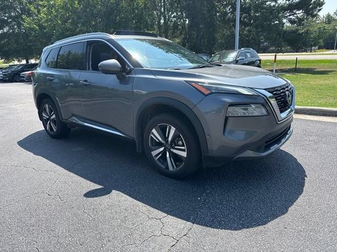 Used 2023 Nissan Rogue SL w/ SL Premium Package FWD image 7