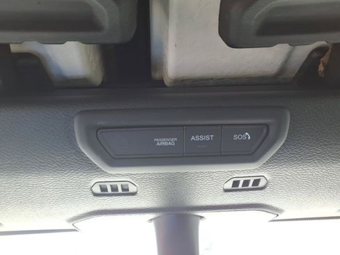 Used 2022 Jeep Wrangler Unlimited Sport AWD/4WD image 17