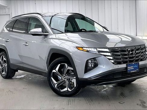 Certified 2024 Hyundai Tucson Limited AWD/4WD image 35