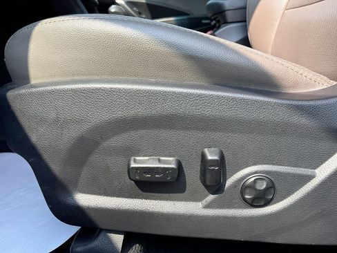 Used 2017 Hyundai Santa Fe Sport AWD/4WD image 16
