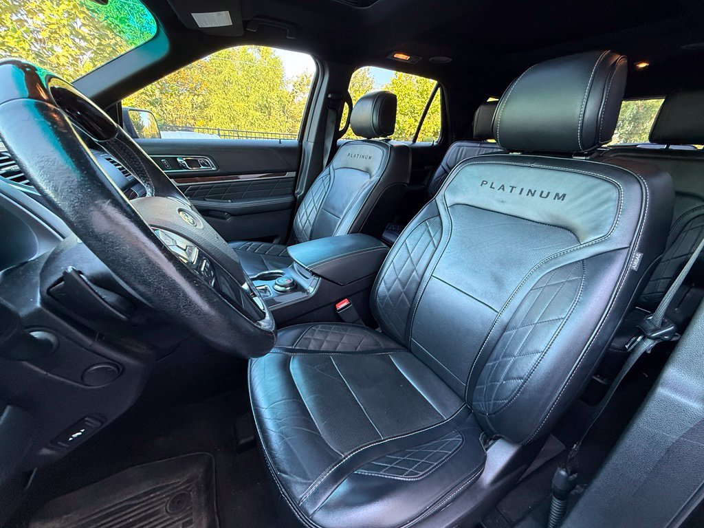 Used 2017 Ford Explorer Platinum AWD/4WD image 14