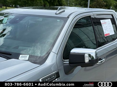 Used 2023 GMC Sierra 1500 Denali w/ Denali Reserve Package AWD/4WD image 11