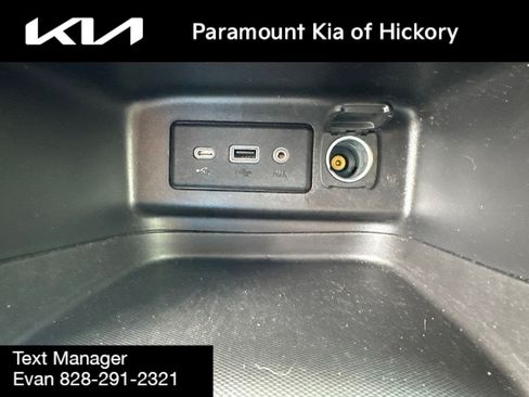 Used 2023 Chevrolet Equinox LT FWD image 25