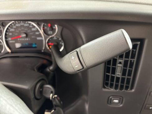 New 2026 Chevrolet Express 2500 image 31