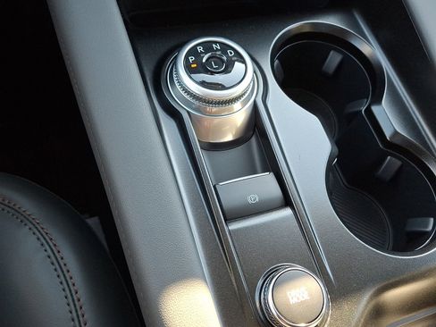 New 2026 Ford Explorer Active w/ Active Comfort Package image 22