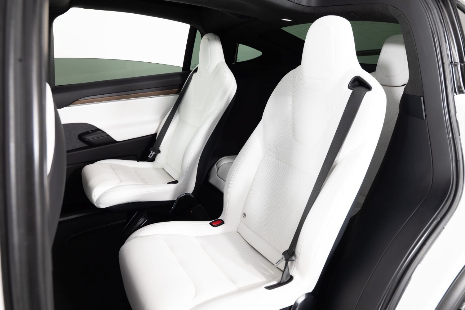 Used 2023 Tesla Model X AWD/4WD image 17