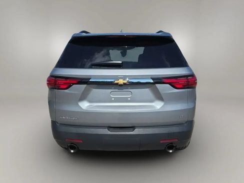 Used 2023 Chevrolet Traverse LT FWD image 8