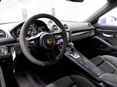 Used 2023 Porsche 718 Cayman GT4 w/ Chrono Package image 27