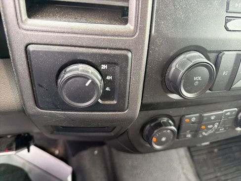 Used 2021 Ford F250 XL w/ Power Equipment Group image 23