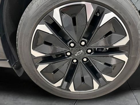 Used 2024 Chevrolet Blazer EV RS image 20