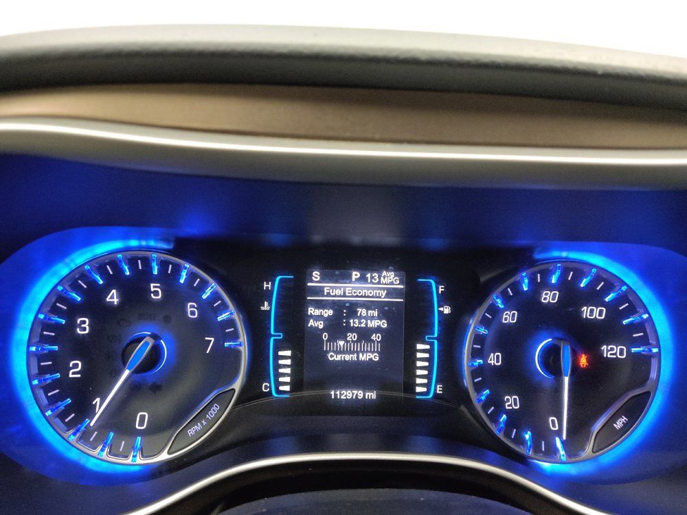 Used 2017 Chrysler Pacifica LX FWD image 23