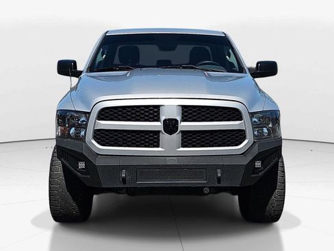 Used 2018 RAM 1500 Express w/ Express Value Package AWD/4WD image 11