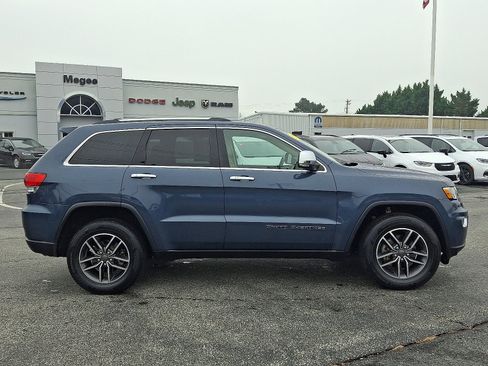 Used 2019 Jeep Grand Cherokee Limited image 7
