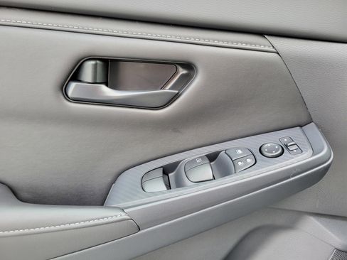 New 2025 Nissan Sentra S image 24