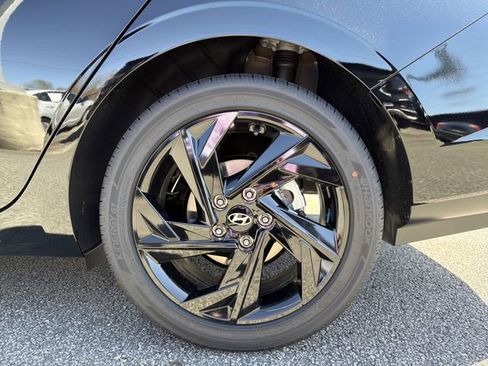 New 2026 Hyundai Elantra SEL Sport image 19