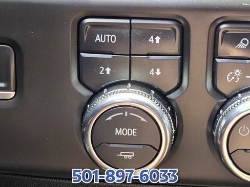 Used 2023 GMC Sierra 1500 AT4 w/ Technology Package AWD/4WD image 30