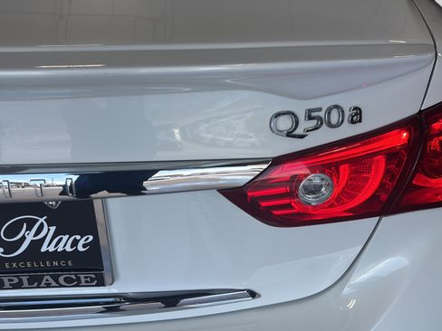 Used 2015 INFINITI Q50 RWD image 34