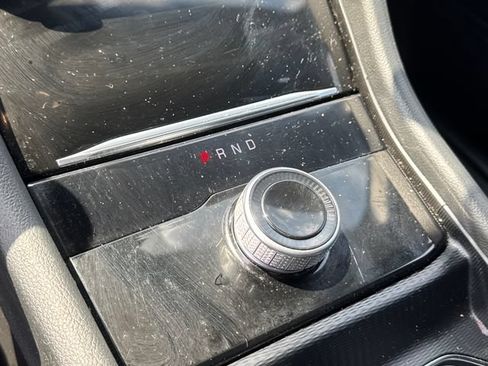 Used 2023 Jeep Grand Cherokee L Laredo RWD image 17