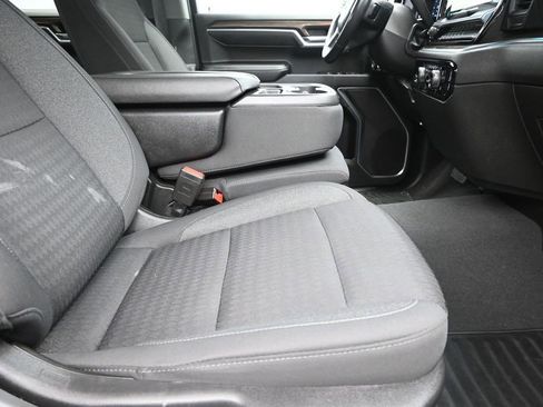 Used 2023 Chevrolet Silverado 1500 LT AWD/4WD image 25