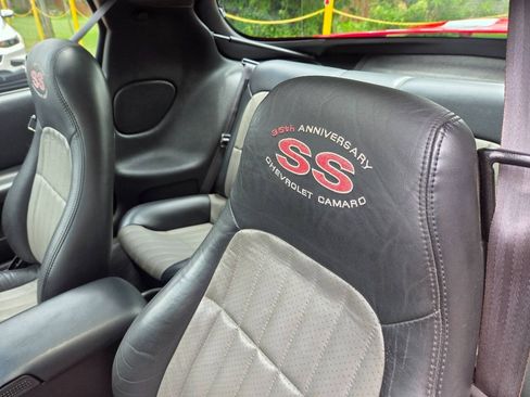 Used 2002 Chevrolet Camaro Z28 w/ SS Performance/Appearance Pkg RWD image 11