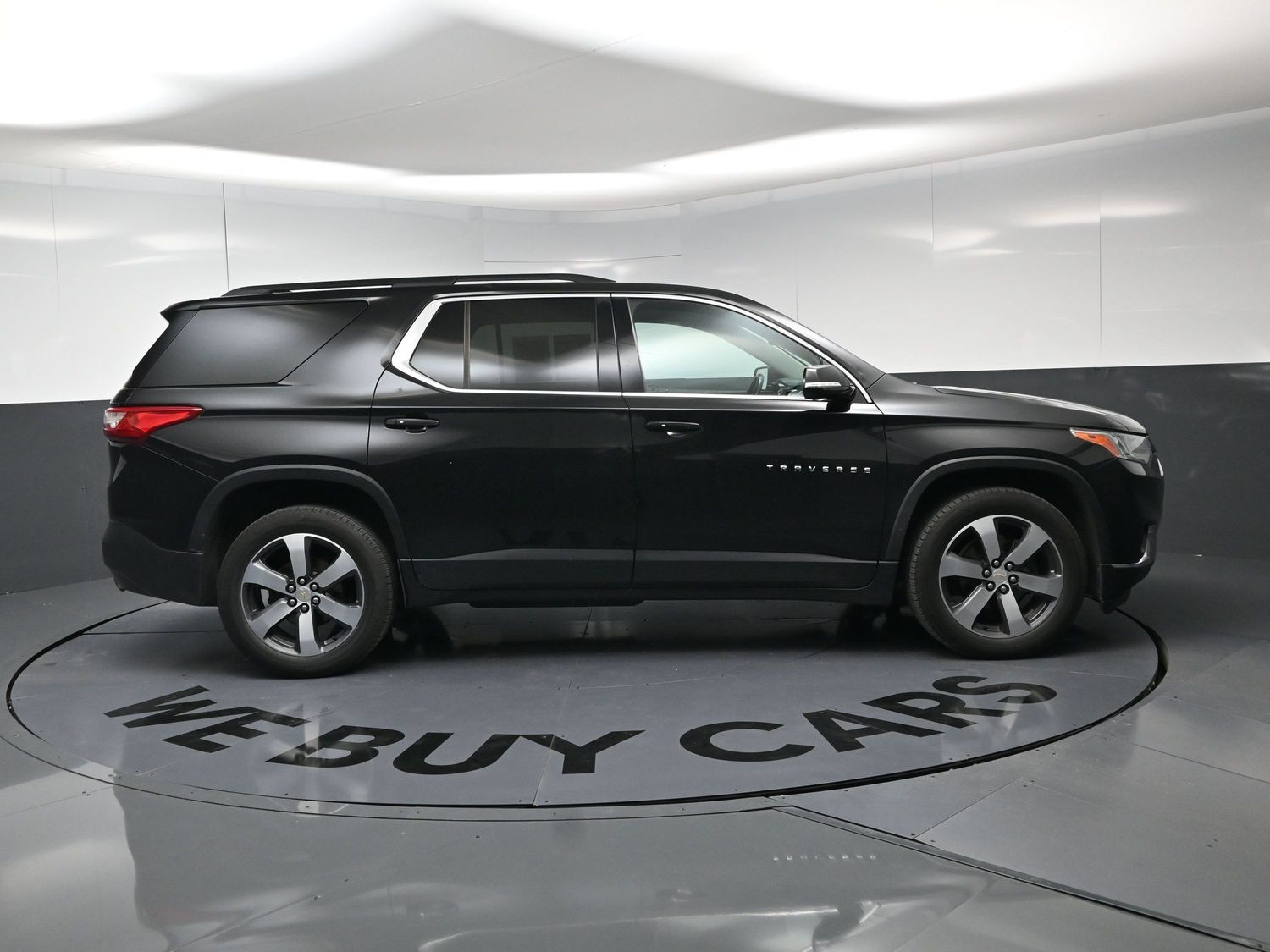 Used 2019 Chevrolet Traverse LT w/ LT Premium Package AWD/4WD image 10
