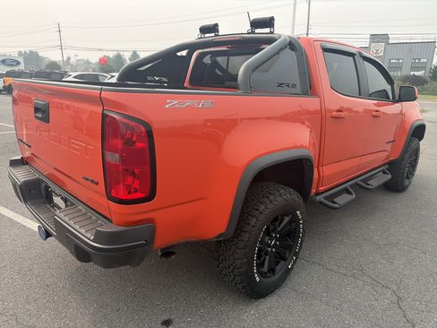 Used 2022 Chevrolet Colorado ZR2 w/ ZR2 Dusk Special Edition AWD/4WD image 3