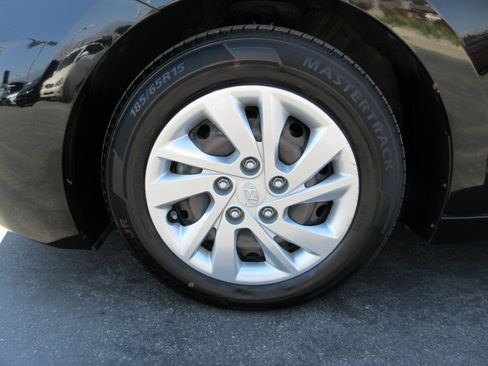 Used 2019 Hyundai Elantra SE w/ Cargo Package FWD image 41
