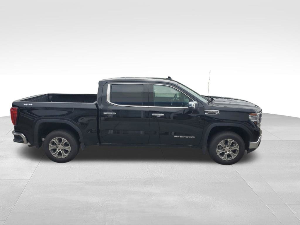 Used 2025 GMC Sierra 1500 SLT AWD/4WD image 11