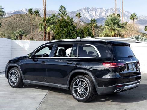 Used 2024 Mercedes-Benz GLS 450 4MATIC image 7