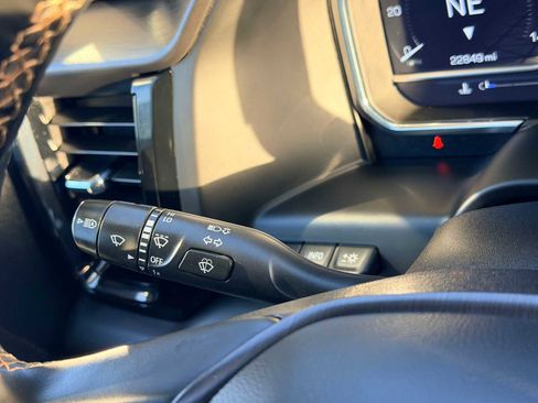 Used 2025 GMC Sierra 3500 AT4 w/ AT4 Premium Plus Package image 29