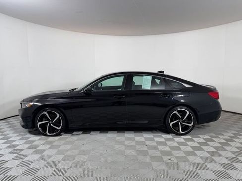 Used 2022 Honda Accord Sport image 4