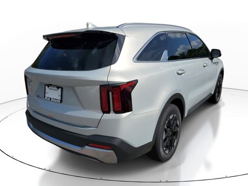 New 2026 Kia Sorento S w/ S Panoramic Sunroof Package FWD image 6