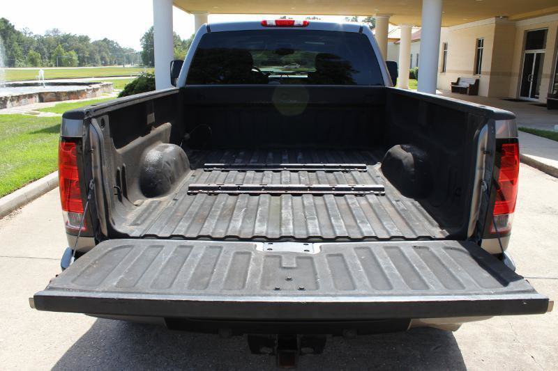 Used 2013 GMC Sierra 2500 Denali w/ Suspension Package, Off-Road AWD/4WD image 20