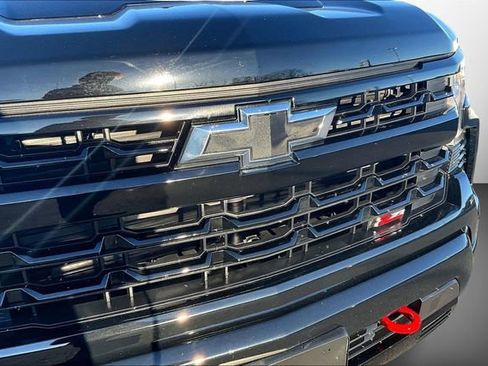 Used 2022 Chevrolet Silverado 1500 LT Trail Boss image 28