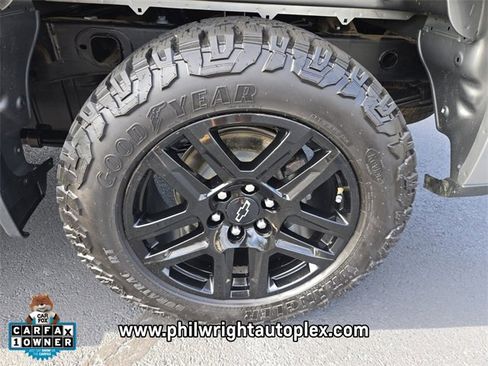 Used 2024 Chevrolet Silverado 1500 Custom w/ LPO, Dark Essentials Package image 11