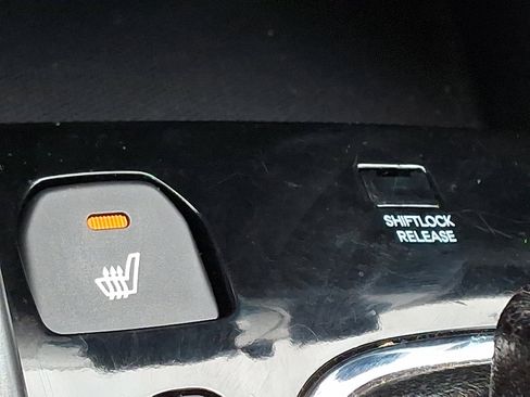 Used 2013 Kia Forte Koup SX w/ Leather Pkg image 24