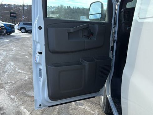 Used 2025 Chevrolet Express 2500 Extended w/ Communications Package RWD image 12