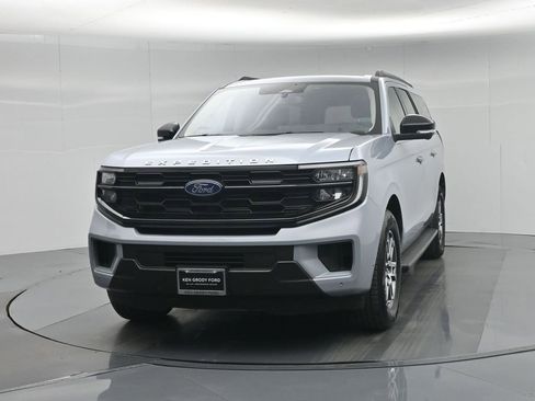 Used 2025 Ford Expedition Max Active RWD image 59