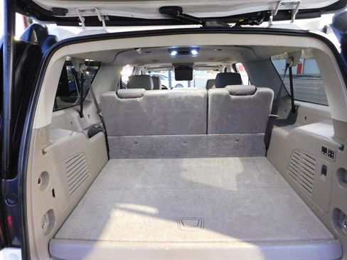 Used 2017 GMC Yukon XL SLT image 33