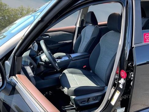 Certified 2023 Nissan Rogue SV FWD image 21